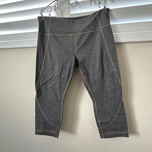 Athleta Salutation Dark Grey Capri Yoga Pants